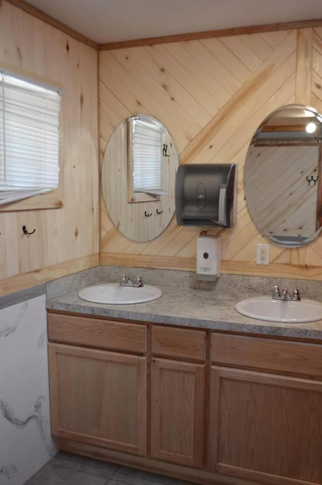 OK RV Park Family Tipi OK1 Hotel Moab Bagian luar foto
