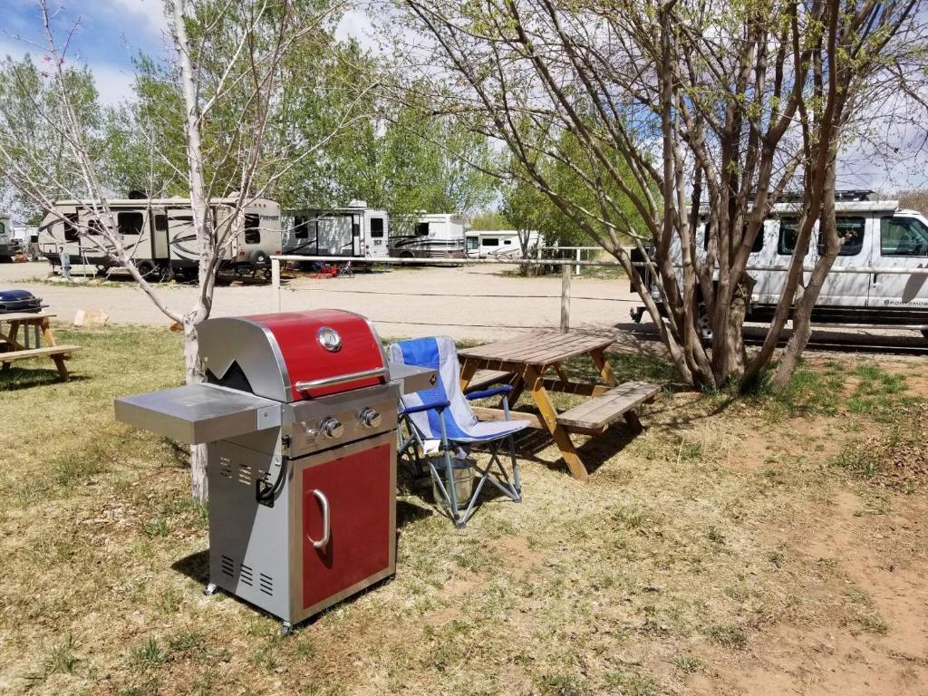 OK RV Park Family Tipi OK1 Hotel Moab Bagian luar foto