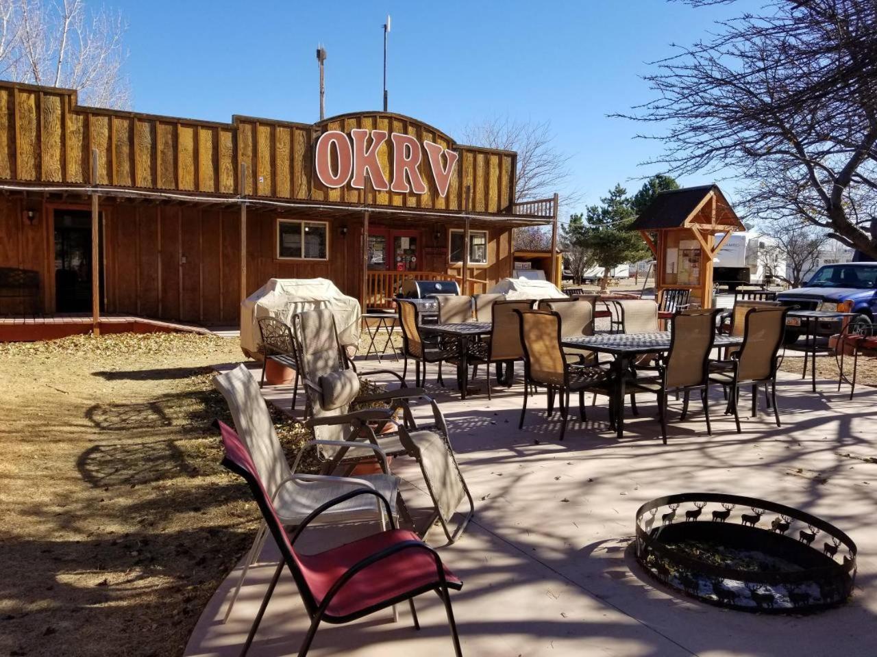 OK RV Park Family Tipi OK1 Hotel Moab Bagian luar foto
